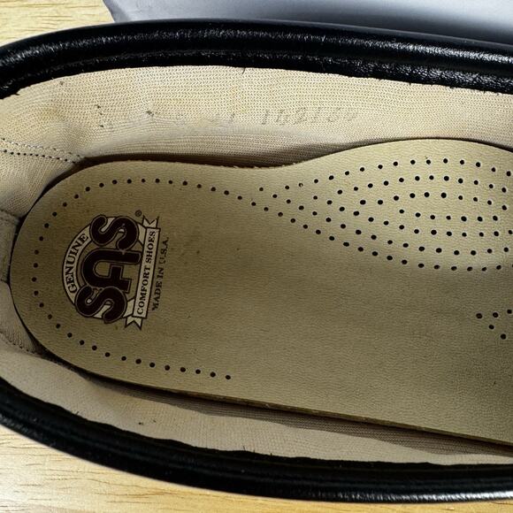 SAS Women's Slip-On Penny Style Loafer Shoes Sz 10.5 S (Narrow) Black, Preppy - Picture 3 of 11